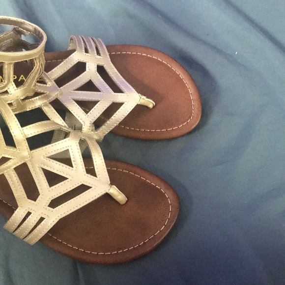 Rampage sandles, never wore. sz 6 - Picture 3 of 4